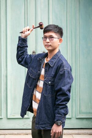 夏克尚肖像照.jpg