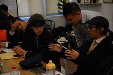 埃斯卡提爾親王李文甄及大公保羅一世聆聽大公林京右的意見