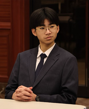 盧爾提斯帝國副首相照片.png